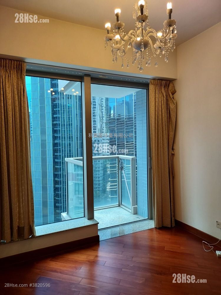 The Avenue Sell 2 Bedrooms , 1 Bathroom 587 ft²