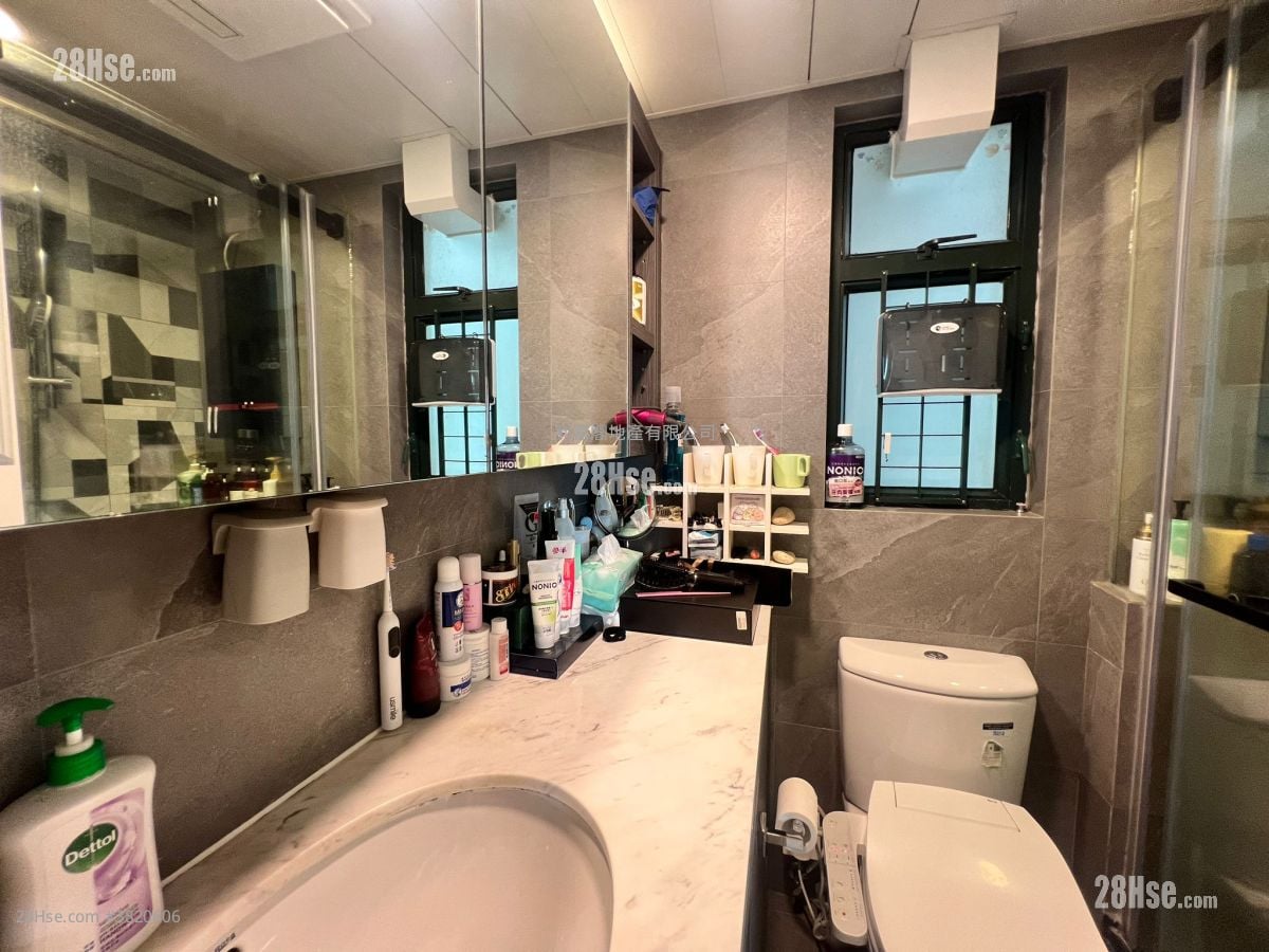 牽晴間 售盤 2 房 , 2 浴室 556 平方呎