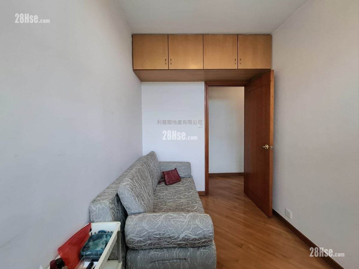 東堤灣畔 售盤 3 房 , 2 浴室 813 平方呎