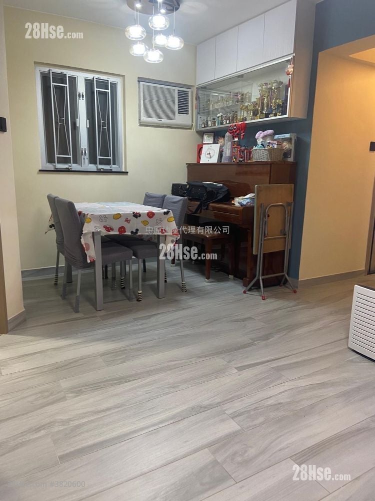 South Horizons Sell 2 Bedrooms , 1 Bathroom 545 ft²