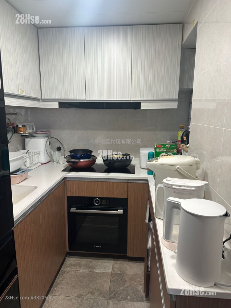 South Horizons Sell 2 Bedrooms , 1 Bathroom 545 ft²