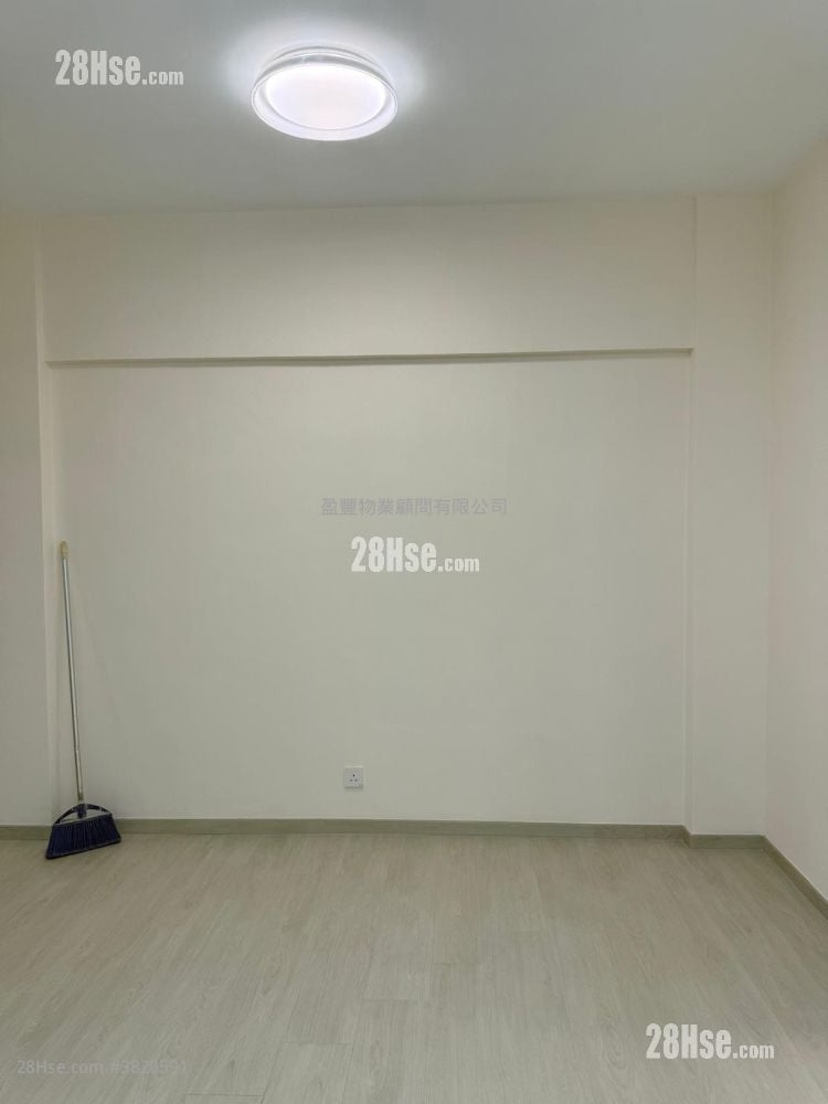 Ying King Mansion Rental 3 Bedrooms , 1 Bathroom 483 ft²