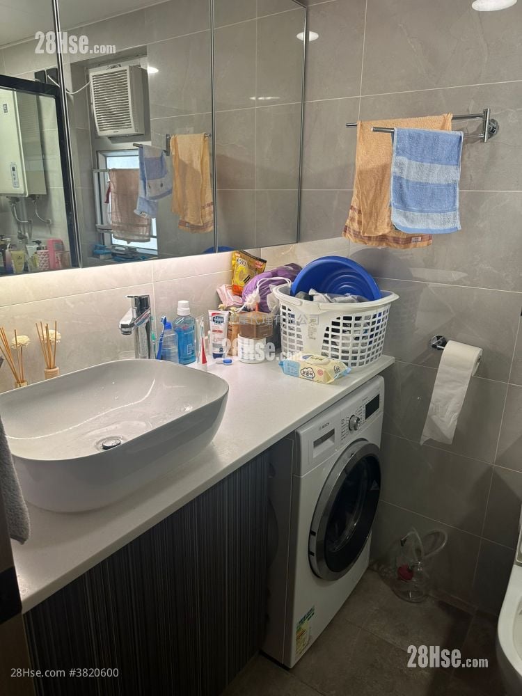 South Horizons Sell 2 Bedrooms , 1 Bathroom 545 ft²