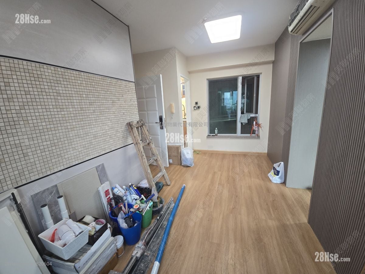 叠茵庭 售盤 2 房 , 1 浴室 376 平方呎