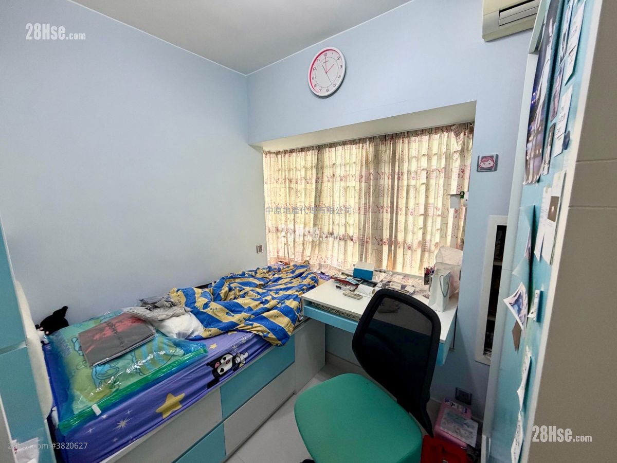 灣景花園 售盤 3 房 , 2 浴室 702 平方呎