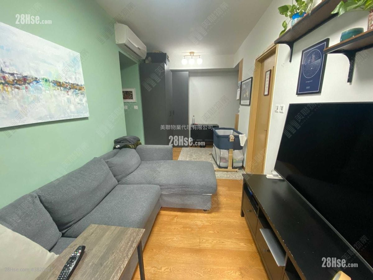 The Papillons Sell 2 Bedrooms , 1 Bathroom 513 ft²