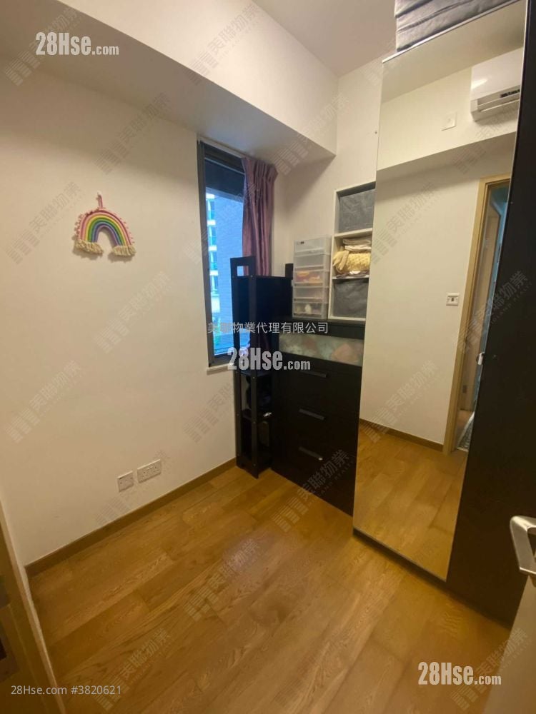 The Papillons Sell 2 Bedrooms , 1 Bathroom 513 ft²