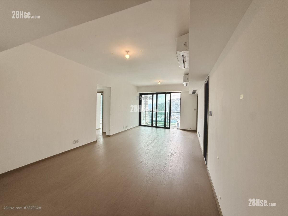 The Southside Rental 4 Bedrooms , 3 Bathrooms 1,263 ft²