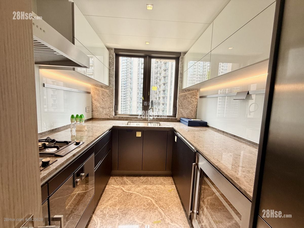 The Southside Rental 4 Bedrooms , 3 Bathrooms 1,263 ft²