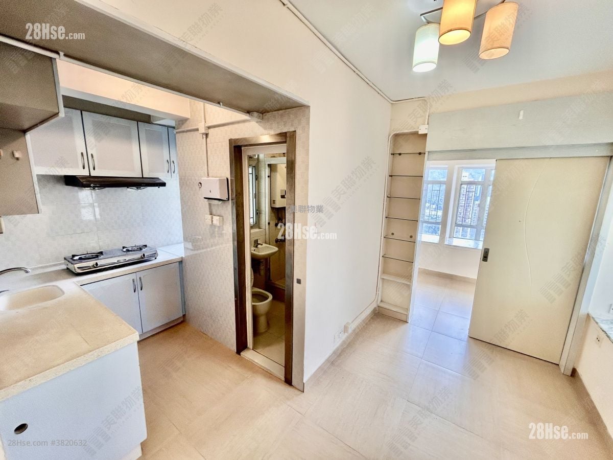 廚房: 河畔花園 租盤 1 房 , 1 浴室 269 平方呎