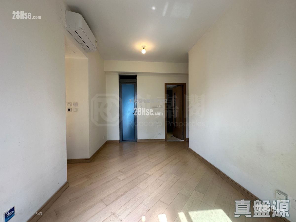 廳: 迎海 售盤 1 房 , 1 浴室 503 平方呎