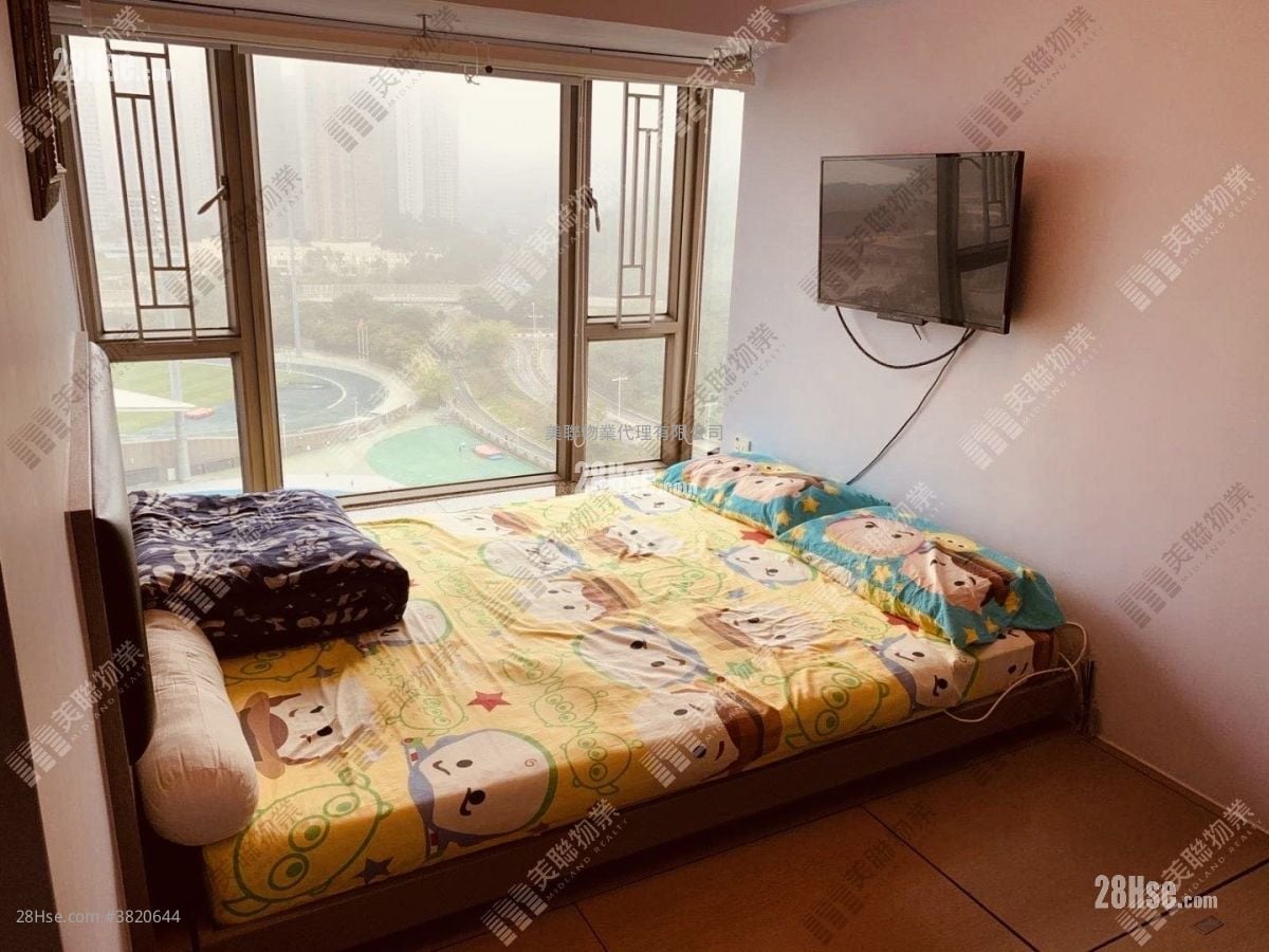 Tseung Kwan O Plaza Sell 3 Bedrooms , 2 Bathrooms 648 ft²
