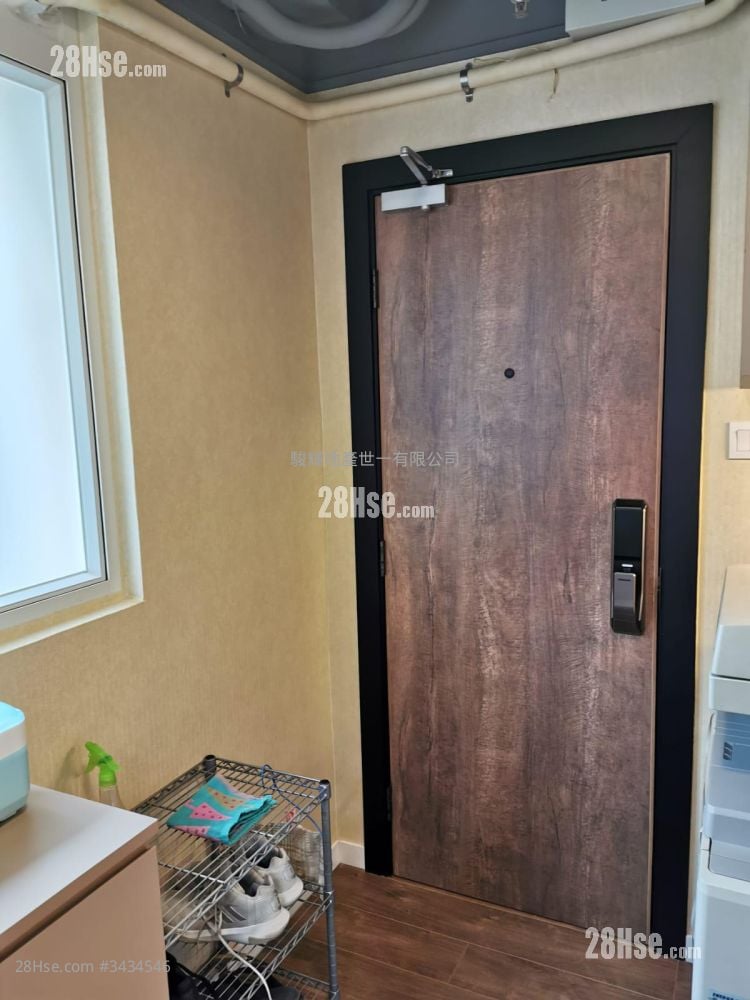 King Centre Rental 1 Bedroom , 1 Toilet