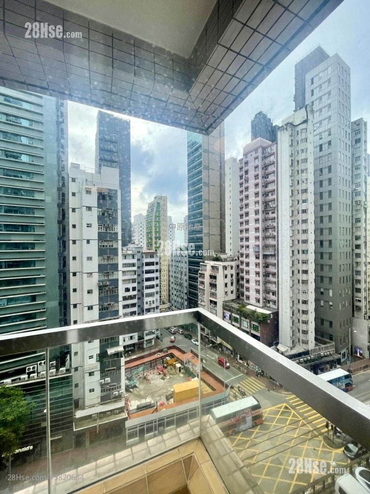 Grand Villa Sell 3 Bedrooms , 2 Bathrooms 705 ft²