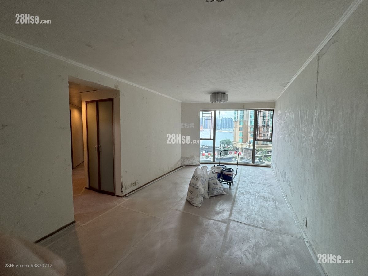 海逸豪园 租盘 4 房 , 2 浴室 882 平方尺