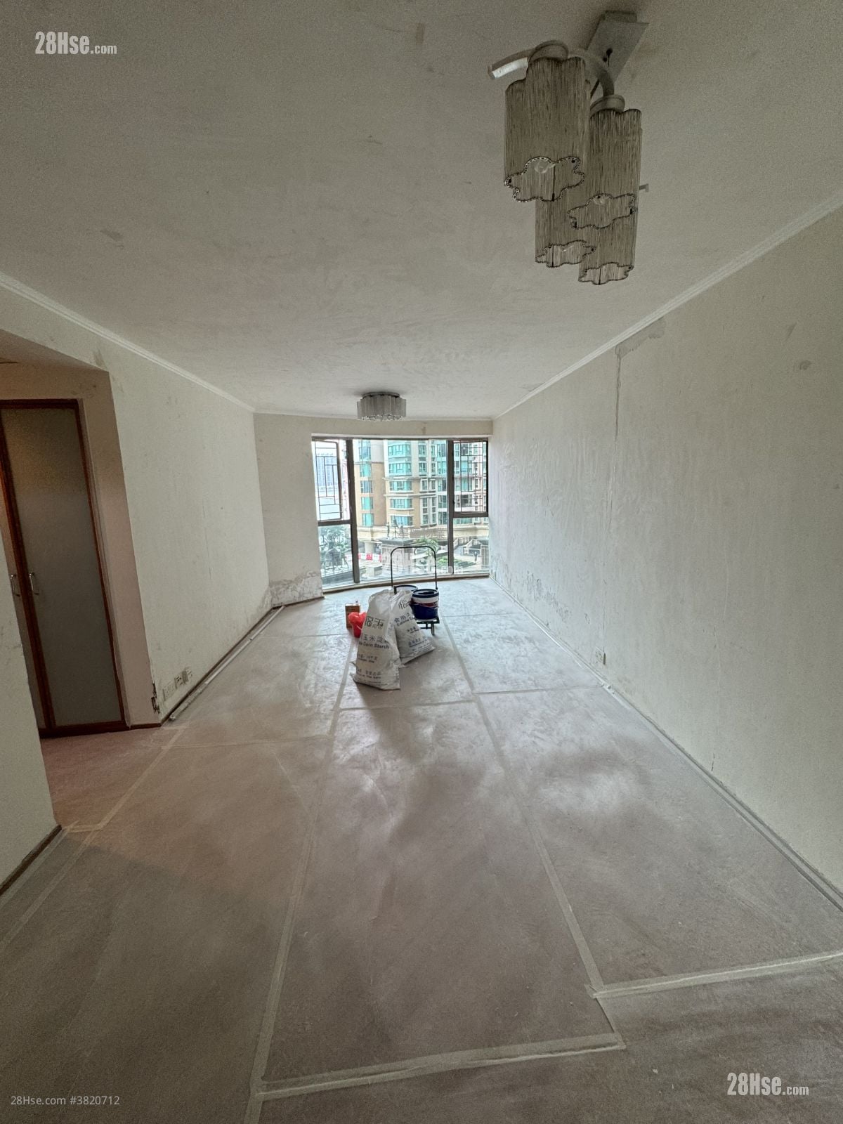 海逸豪园 租盘 4 房 , 2 浴室 882 平方尺