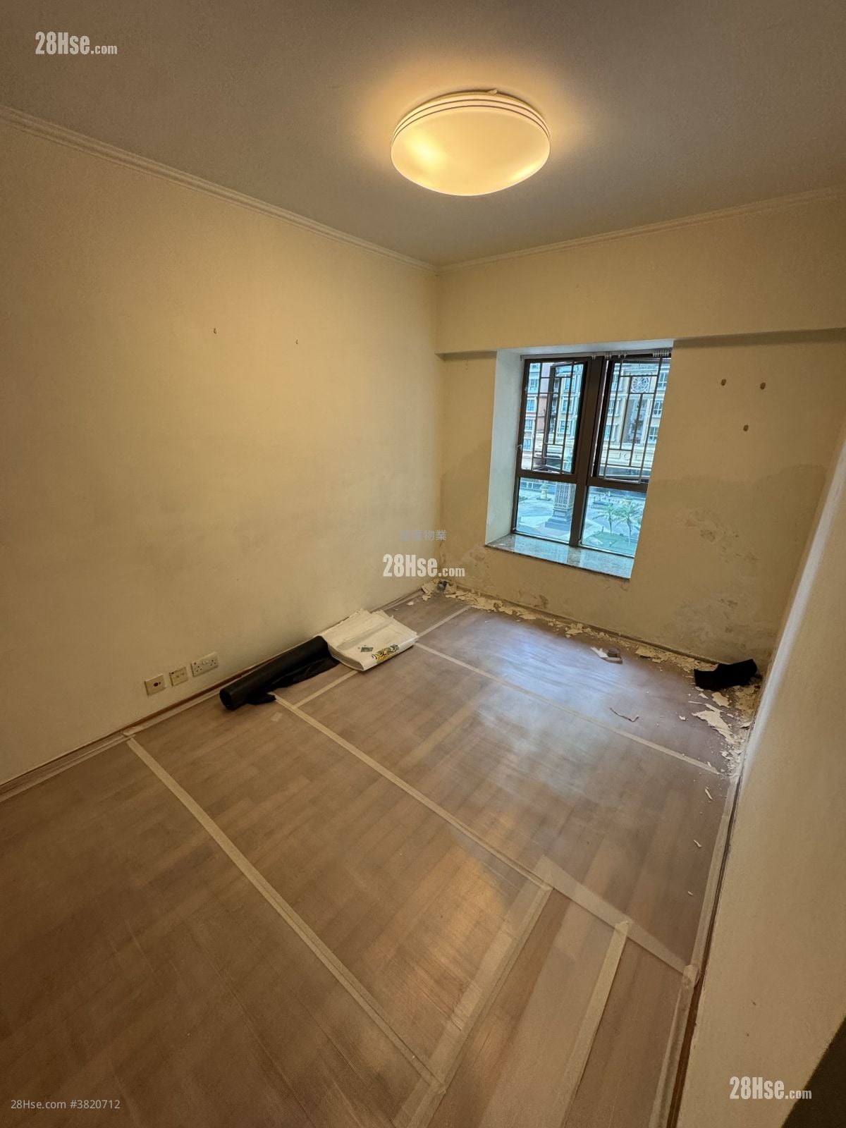 海逸豪园 租盘 4 房 , 2 浴室 882 平方尺