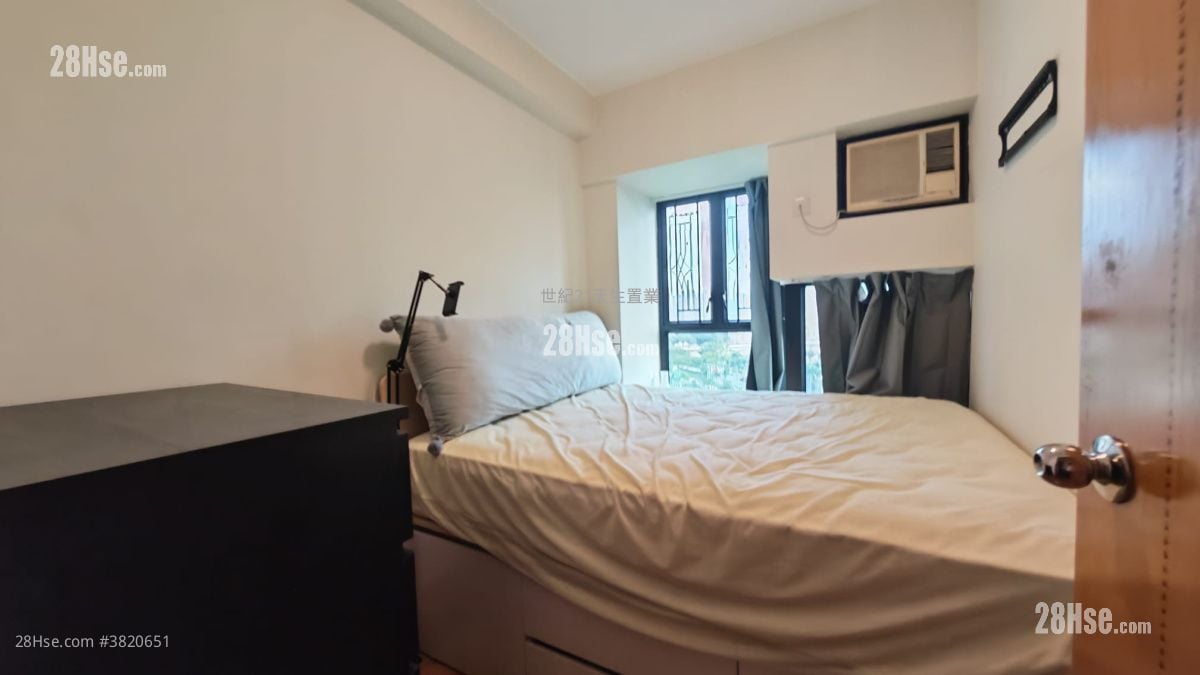 Aegean Coast Rental 4 Bedrooms , 2 Bathrooms 741 ft²