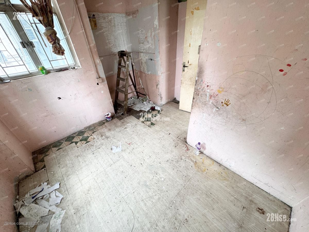 德利大廈 售盤 3 房 , 1 浴室 537 平方呎