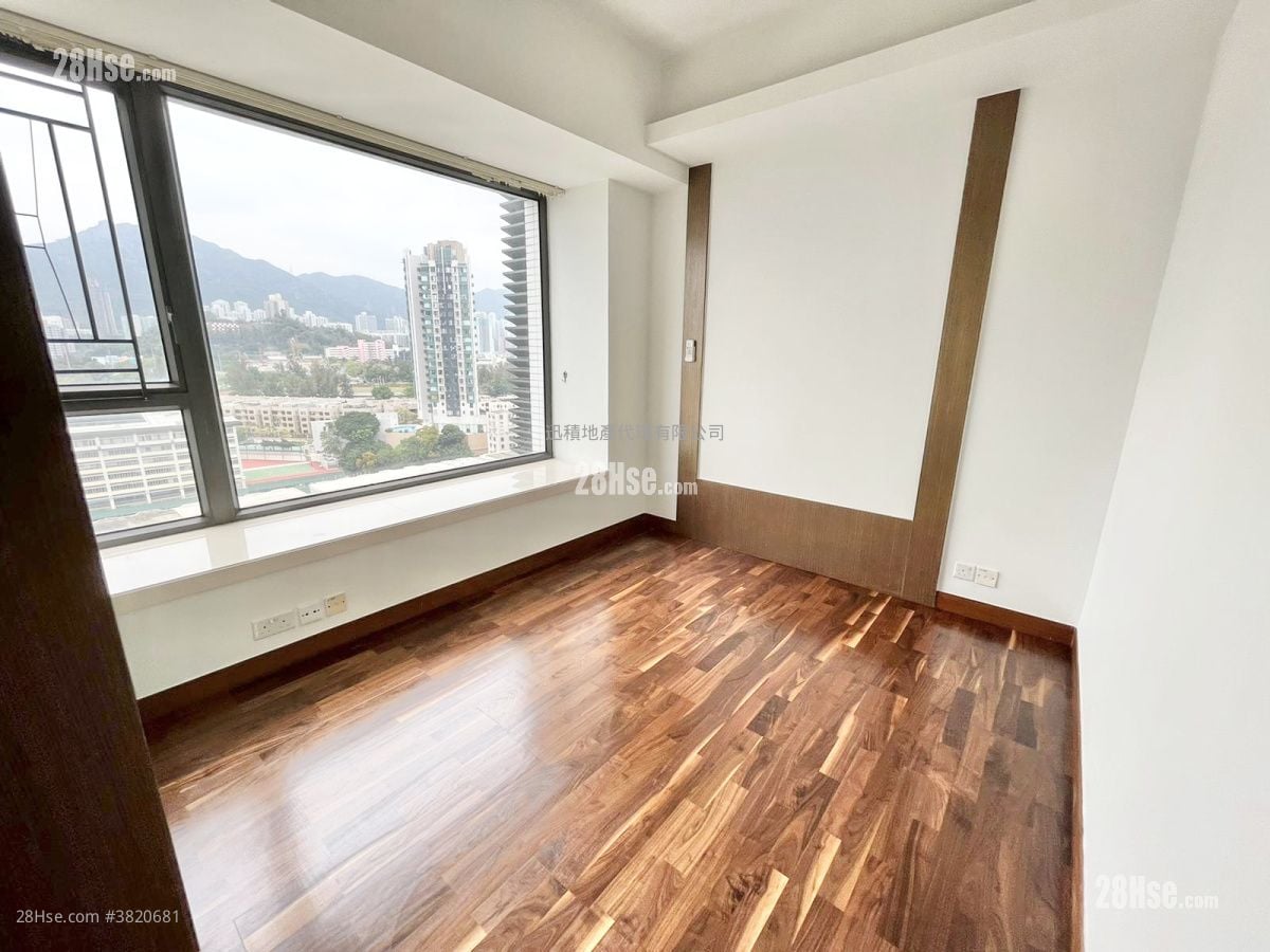 峰景 租盘 3 房 , 3 浴室 1,137 平方尺