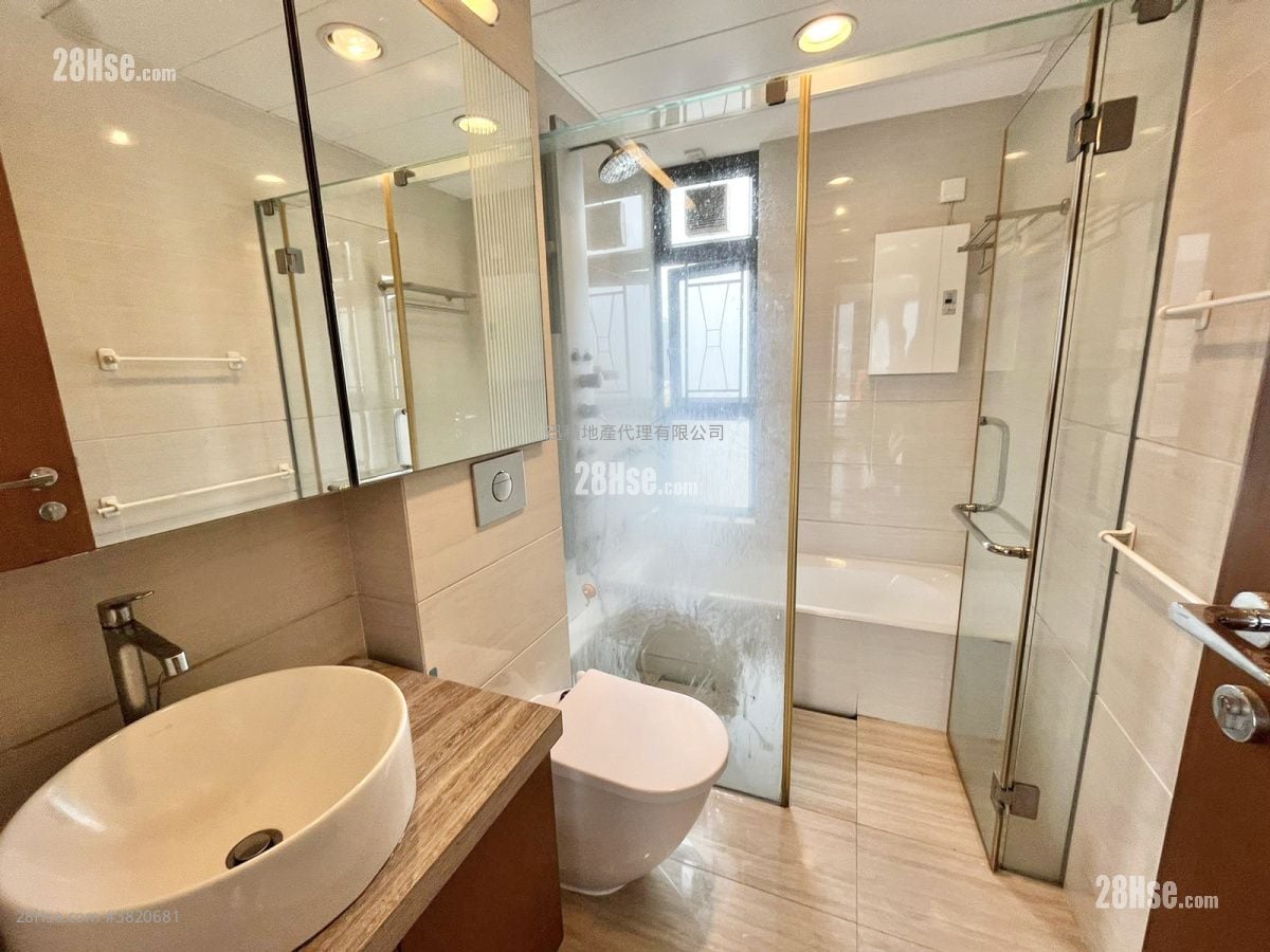 峰景 租盘 3 房 , 3 浴室 1,137 平方尺