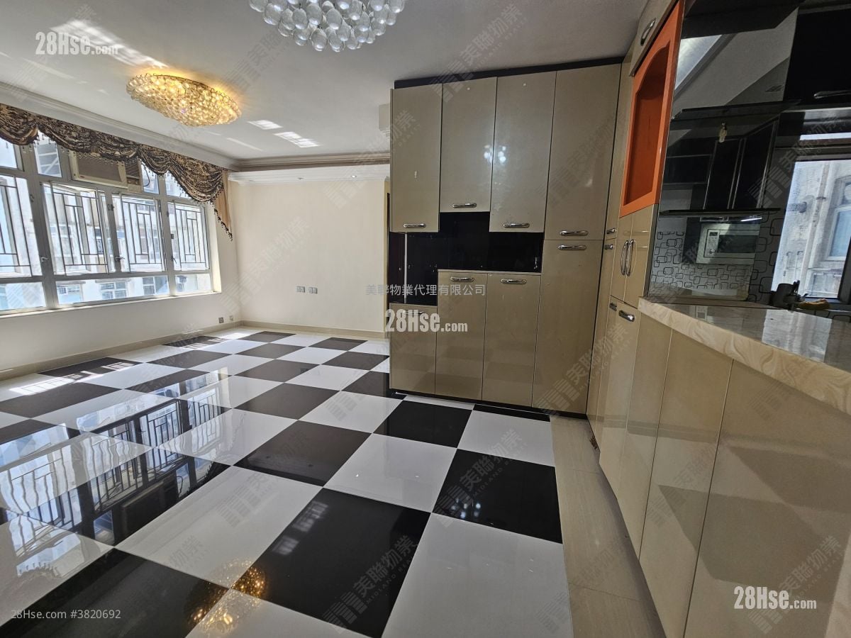 美樂花園 售盤 3 房 , 2 浴室 861 平方呎