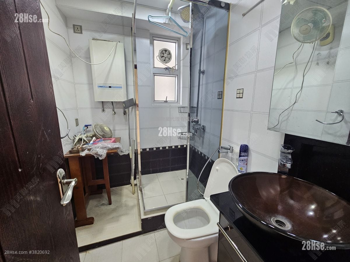 美樂花園 售盤 3 房 , 2 浴室 861 平方呎