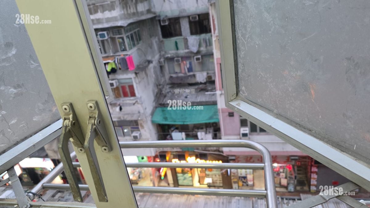 福華街135號 售盤 3 房 , 3 浴室 435 平方呎