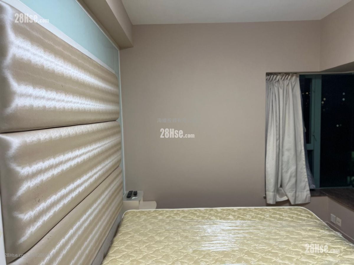 海逸豪园 租盘 3 房 , 2 浴室 915 平方尺