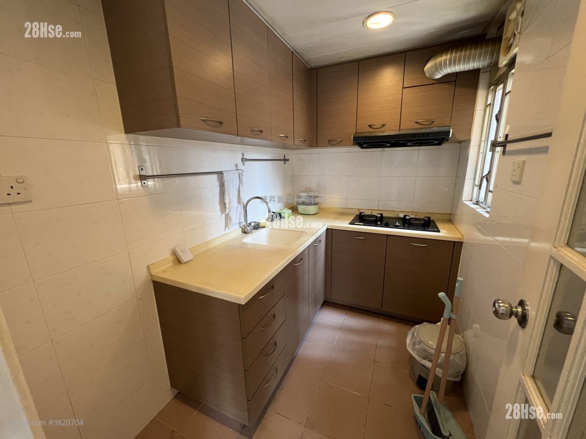 碧丽花园 售盘 3 房 , 2 浴室 476 平方尺