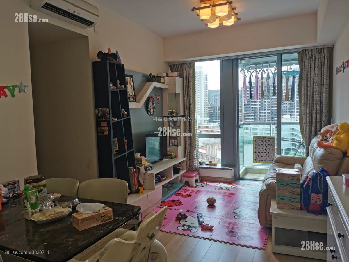 The Parkside 售盘 3 房 , 1 浴室 754 平方尺