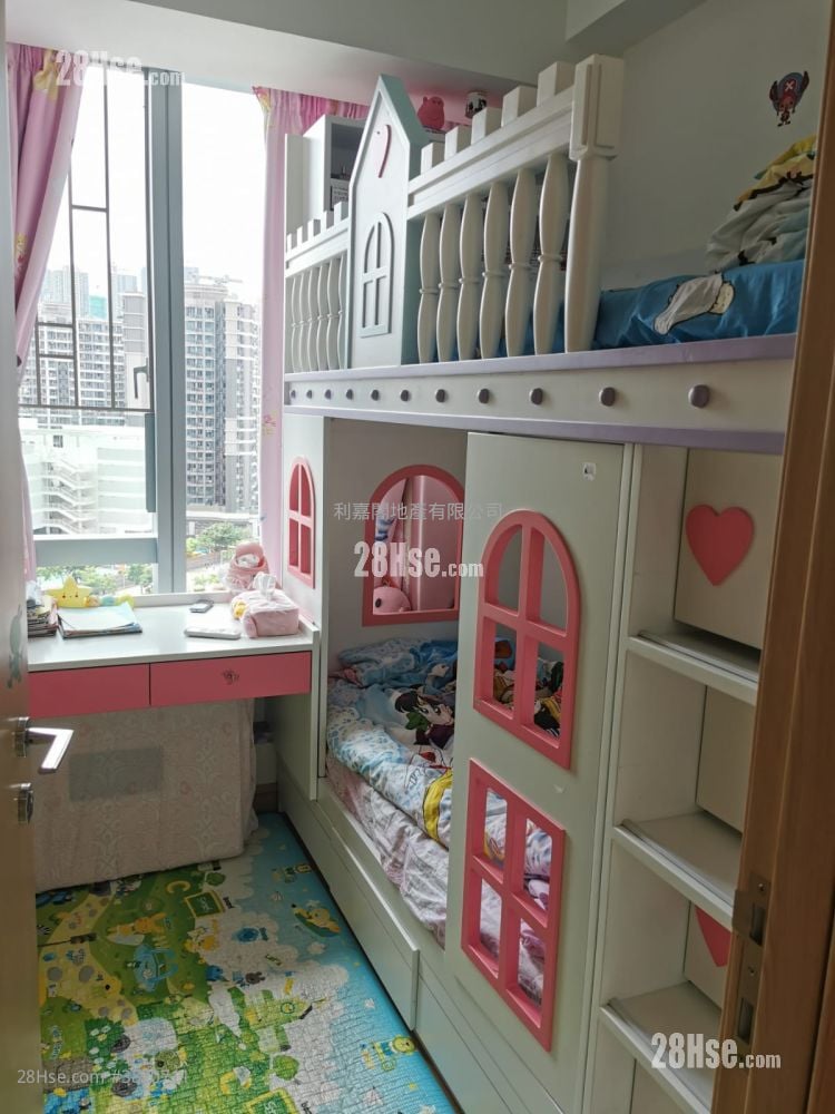 The Parkside 售盘 3 房 , 1 浴室 754 平方尺