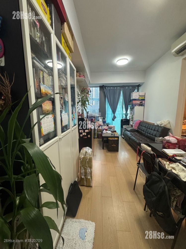 Capri 租盘 1 房 , 1 浴室 404 平方尺