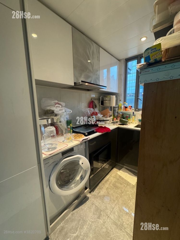 Capri 租盘 1 房 , 1 浴室 404 平方尺