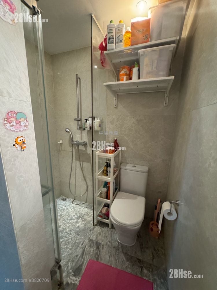 Capri 租盘 1 房 , 1 浴室 404 平方尺