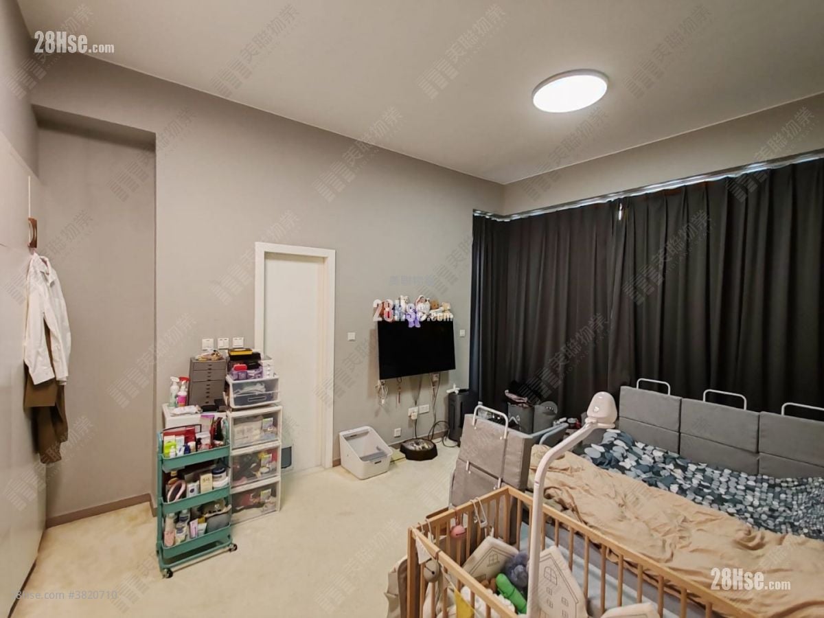 逸林首府 售盤 3 房 1,946 平方呎