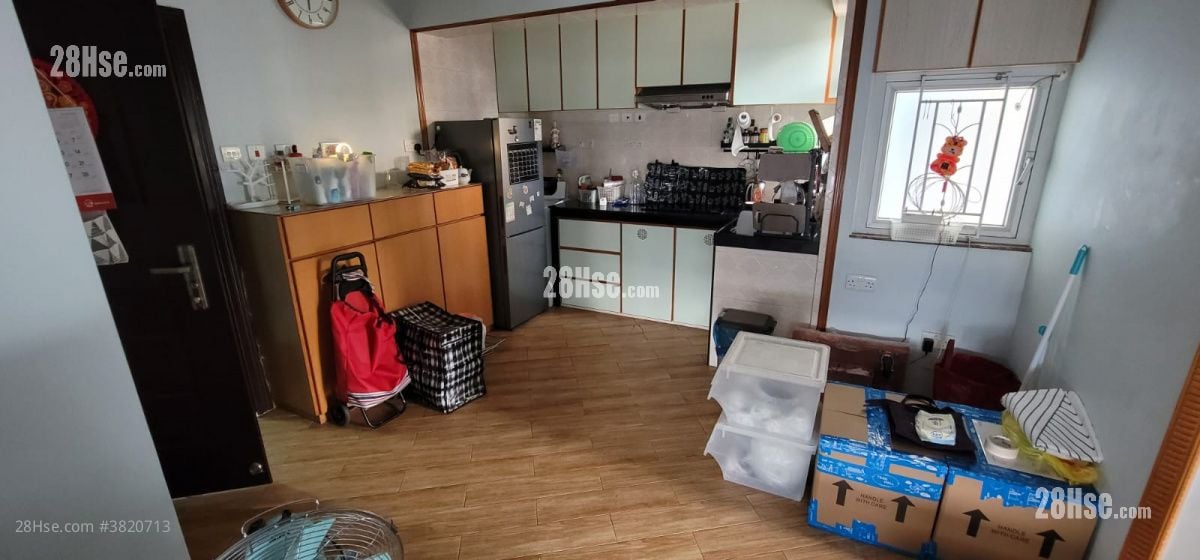 翠林花園 租盤 472 平方呎