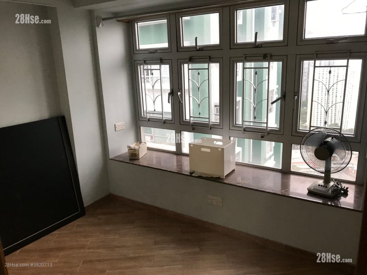 翠林花園 租盤 472 平方呎