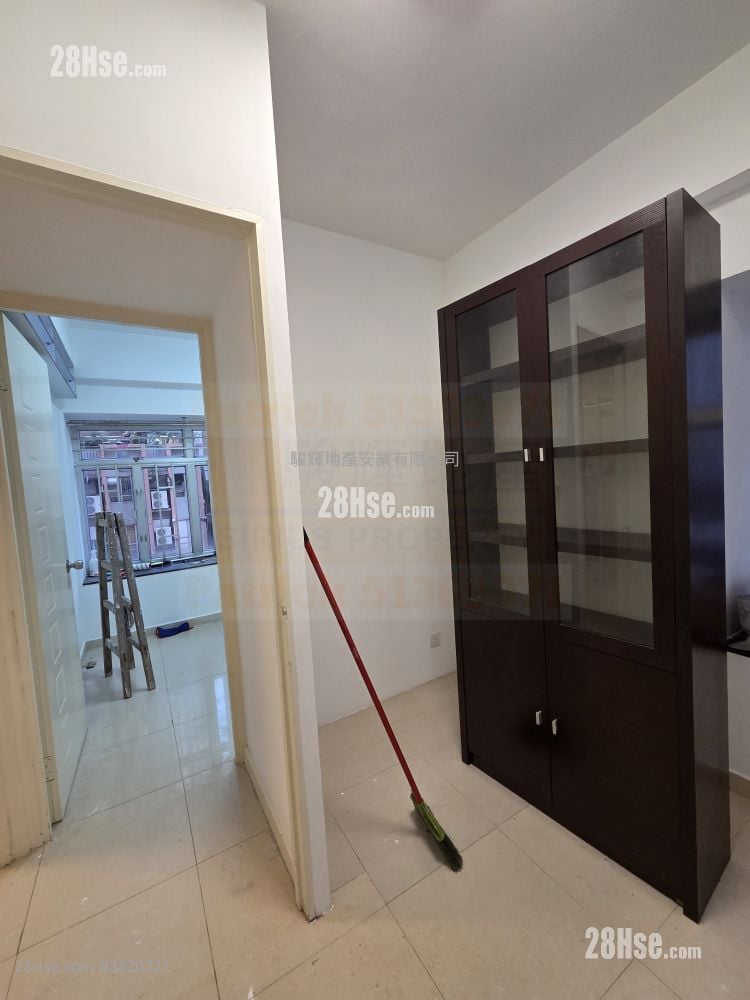 鸿威大厦 租盘 2 房 , 1 浴室 321 平方尺