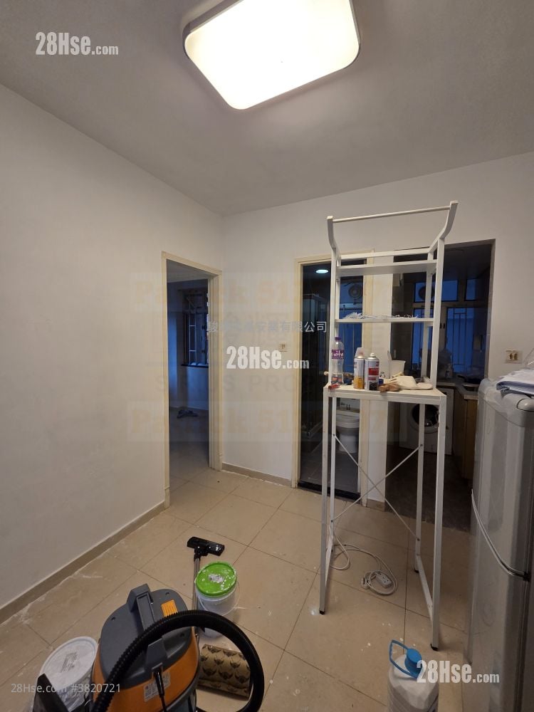 鸿威大厦 租盘 2 房 , 1 浴室 321 平方尺