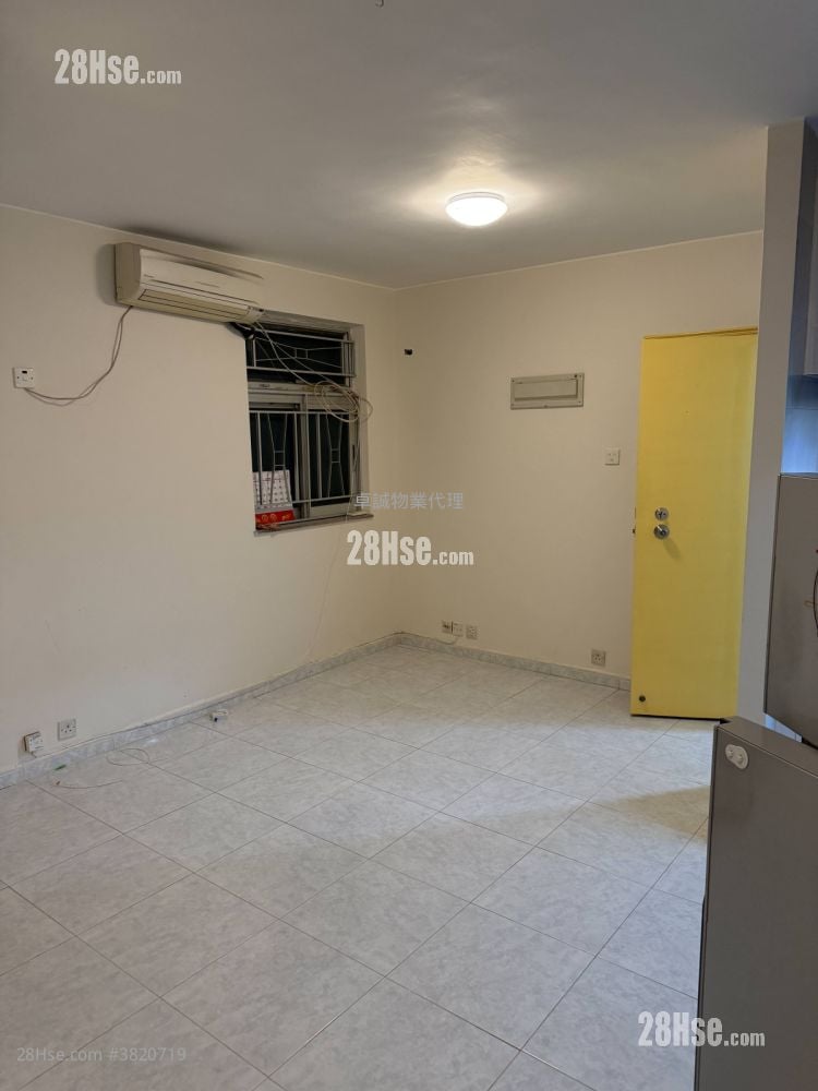 Village Rental Studio , 1 Bathroom