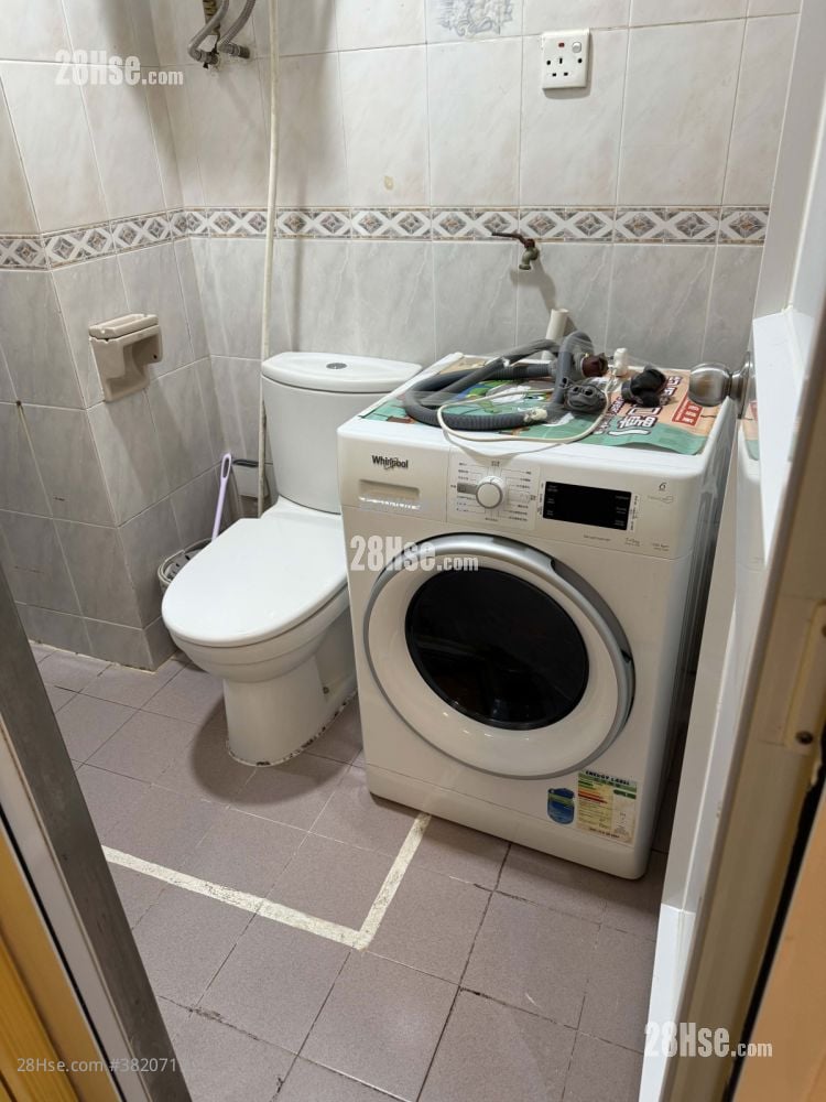 Village Rental Studio , 1 Bathroom