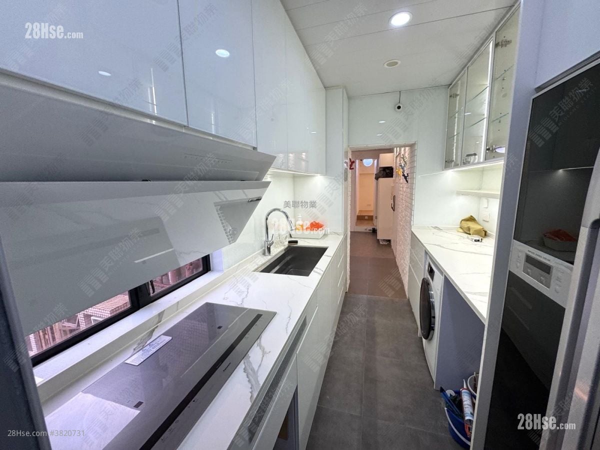 新港城 售盤 3 房 , 2 浴室 932 平方呎