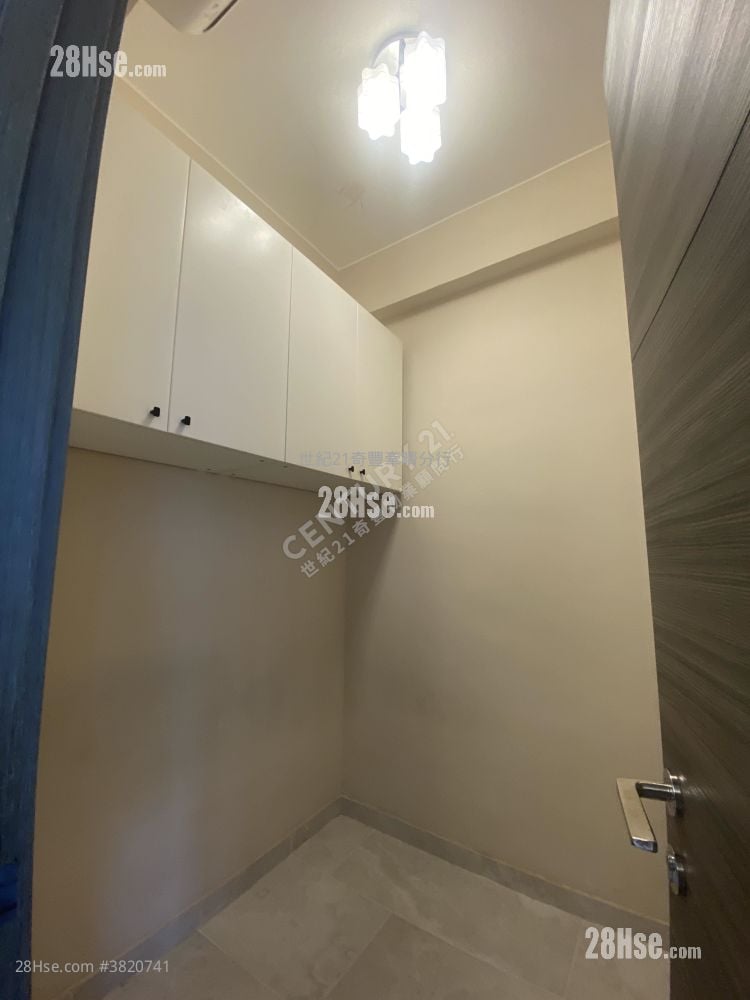 睡房 3: 逸峯 租盘 3 房 , 1 浴室 478 平方尺