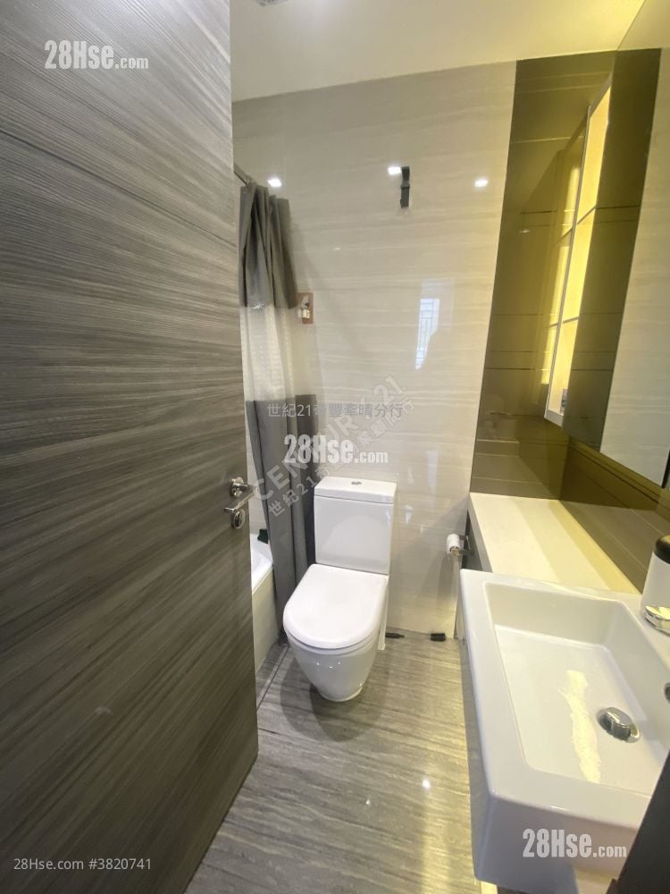 浴室: 逸峯 租盘 3 房 , 1 浴室 478 平方尺