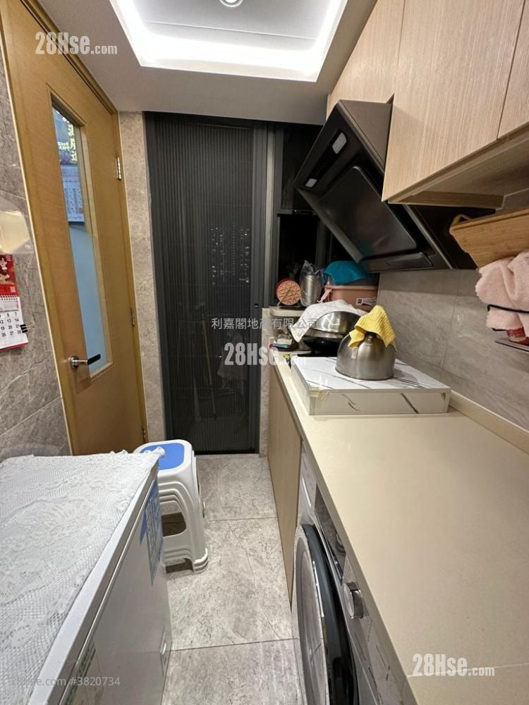 天晉 售盤 3 房 , 1 浴室 648 平方呎