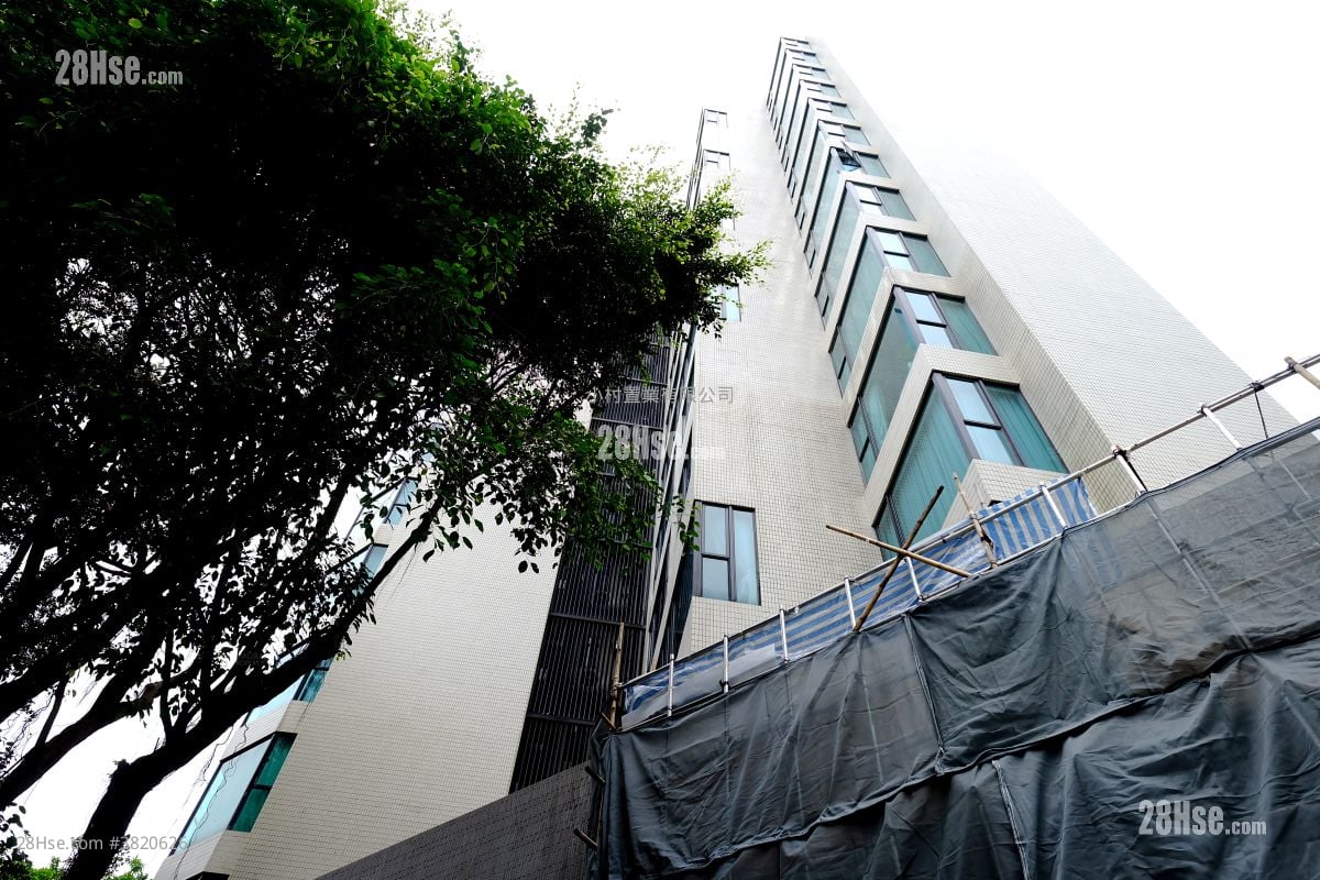 大廈外觀: 堅尼地道150號 租盤 3 房 , 2 浴室 897 平方呎