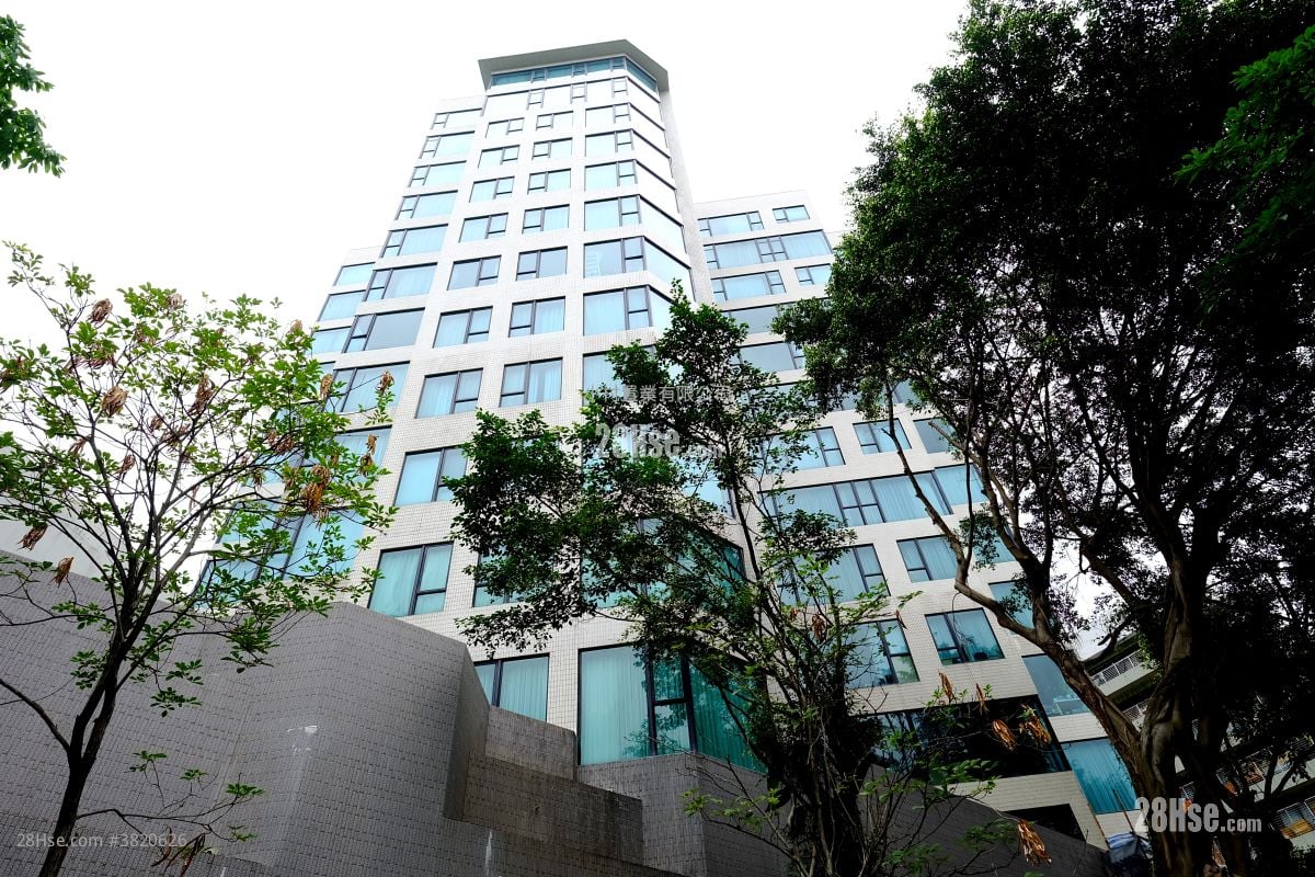 大廈外觀: 堅尼地道150號 租盤 3 房 , 2 浴室 897 平方呎