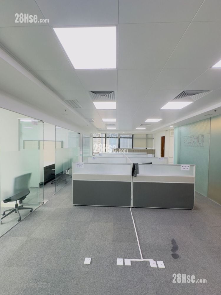 陸佰中心 租盤 4 房 , 1 廁所