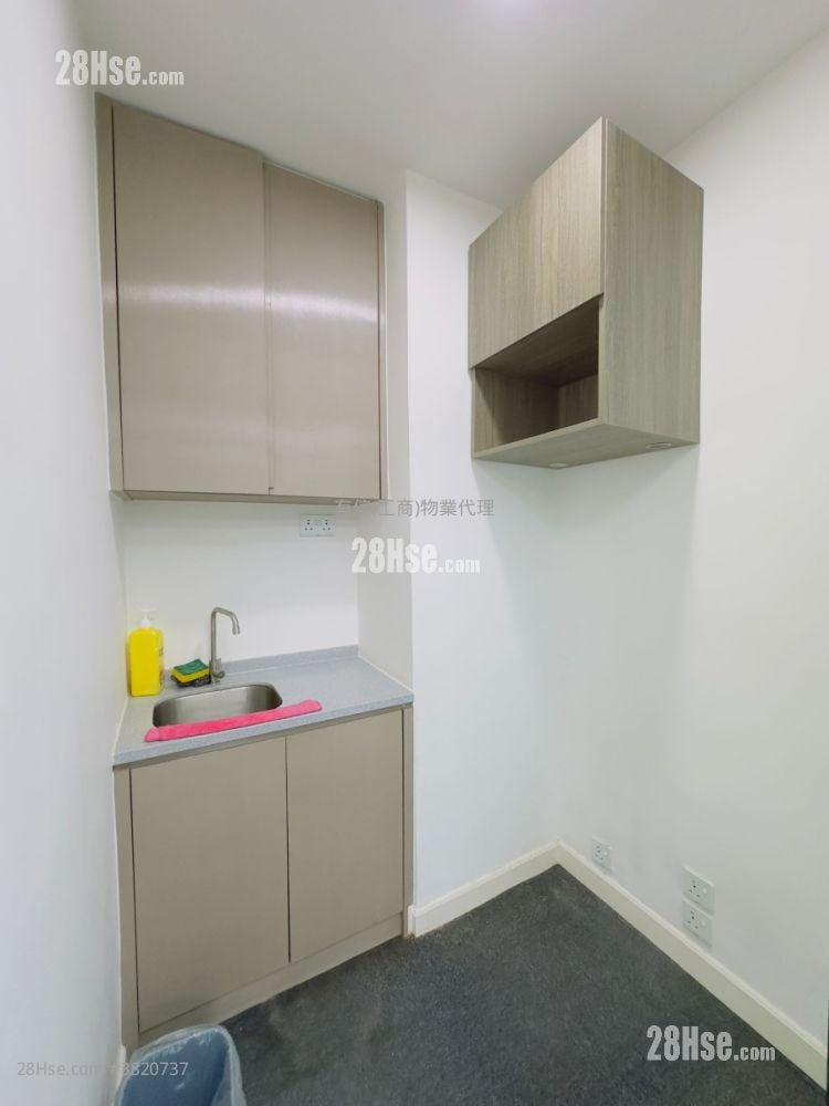 陸佰中心 租盤 4 房 , 1 廁所